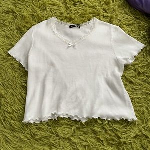 NWOT Brandy Melville White Lace Trim Bow Top